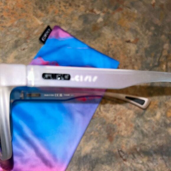 Giro Mills Sunglasses Matte Clear Onyx - Picture 4 of 11